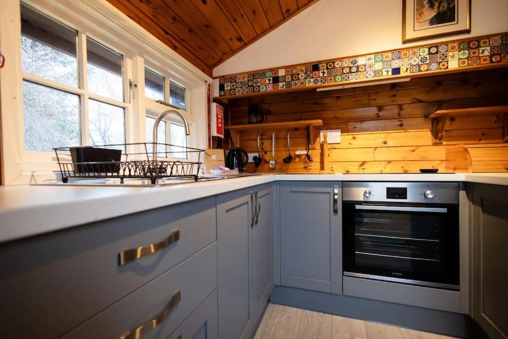 Cozy Norwegian Style Log Cabin In Rural Snowdonia - 2 Bedrooms & Parking By Seren Short Stays Ffestiniog Zewnętrze zdjęcie