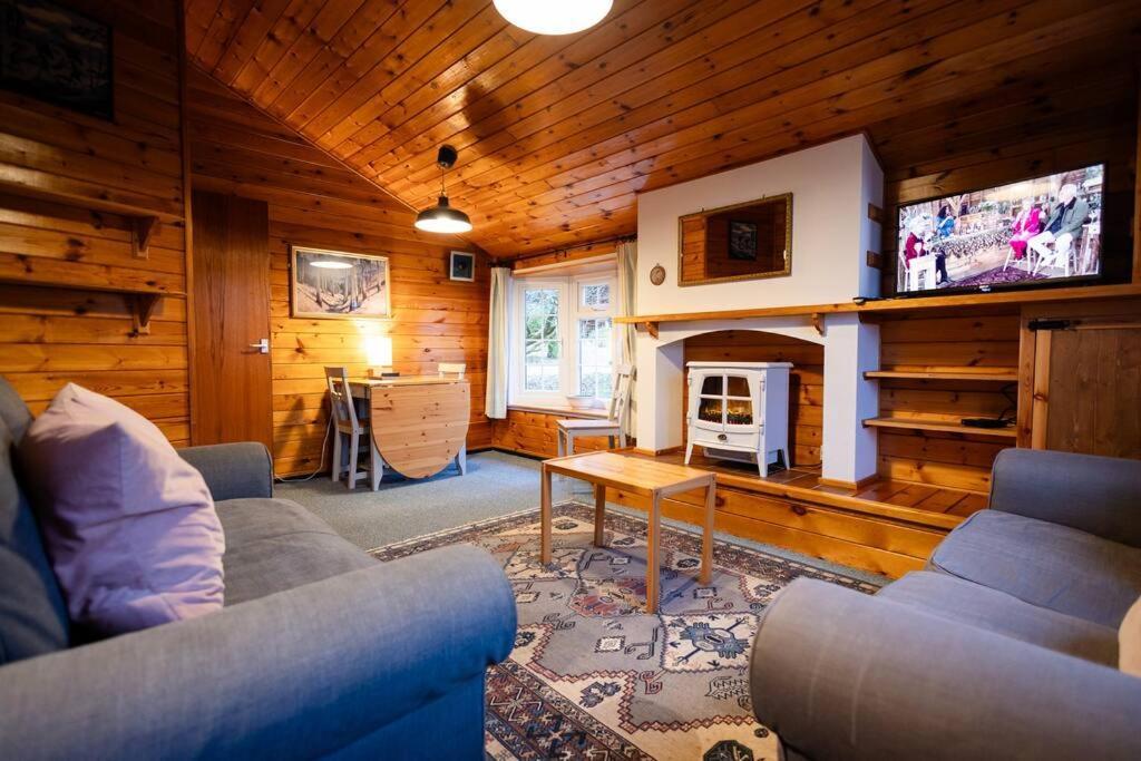 Cozy Norwegian Style Log Cabin In Rural Snowdonia - 2 Bedrooms & Parking By Seren Short Stays Ffestiniog Zewnętrze zdjęcie