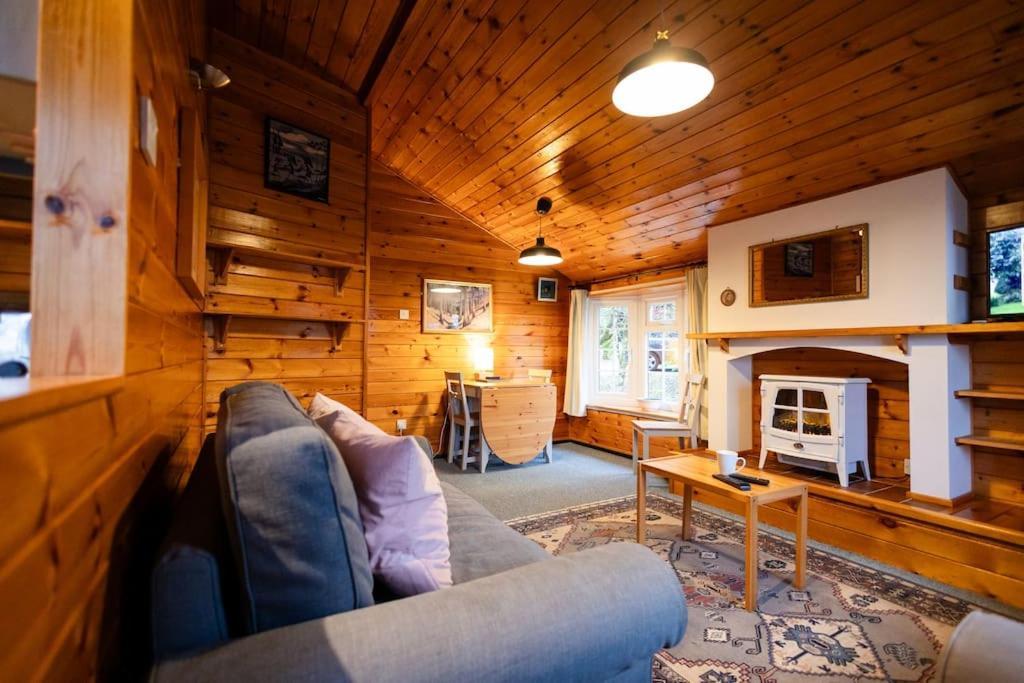 Cozy Norwegian Style Log Cabin In Rural Snowdonia - 2 Bedrooms & Parking By Seren Short Stays Ffestiniog Zewnętrze zdjęcie